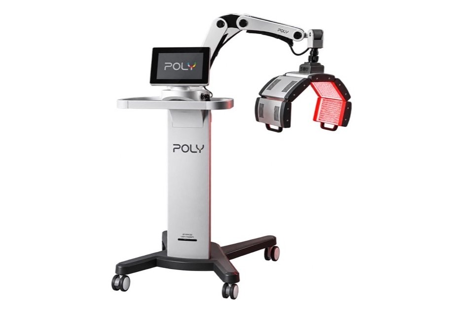POLY Pro Rejuv RedLight 5-panel head delivering red light therapy over a client's face